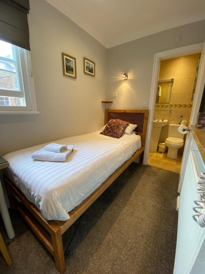Number 34 Bed And Breakfast York Esterno foto